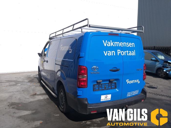 Toyota ProAce 2.0 D-4D 122 16V Worker Skrotfordon (2020, BLAUW)