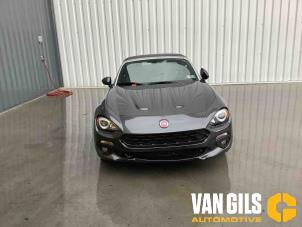 Fiat 124 Spider 1.4 MultiAir Turbo 16V Épave (2016)