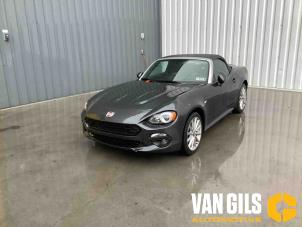 Fiat 124 Spider 1.4 MultiAir Turbo 16V Épave (2016)