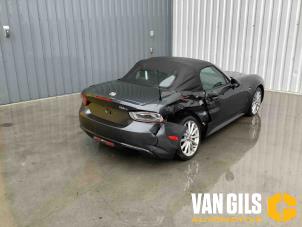 Fiat 124 Spider 1.4 MultiAir Turbo 16V Épave (2016)
