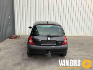 Renault Clio II 1.2 16V Samochód złomowany (2004, Czarny)