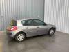 Renault Megane II 1.4 16V 98 Skrotfordon (2002, GRIJS)