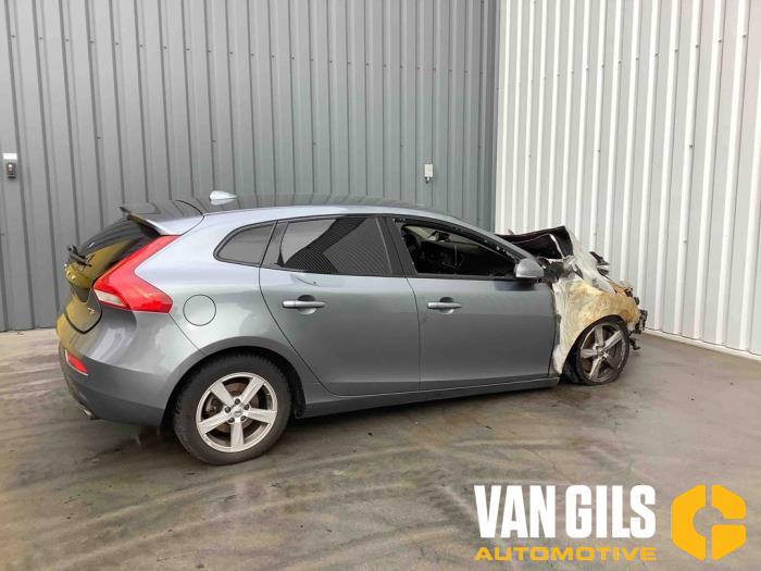 Volvo V40 1.5 T3 16V Geartronic Skrotfordon (2018, GRIJS)