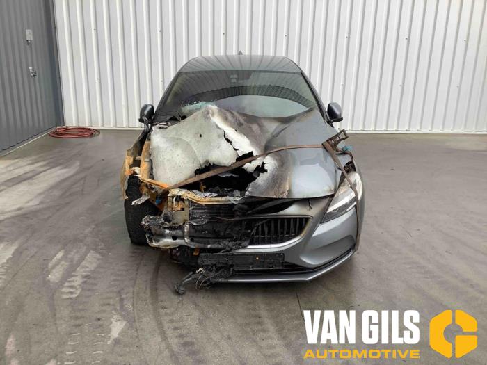 Volvo V40 1.5 T3 16V Geartronic Skrotfordon (2018, GRIJS)
