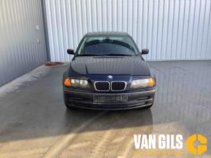BMW 3 serie 316i Épave (2000, Bleu)