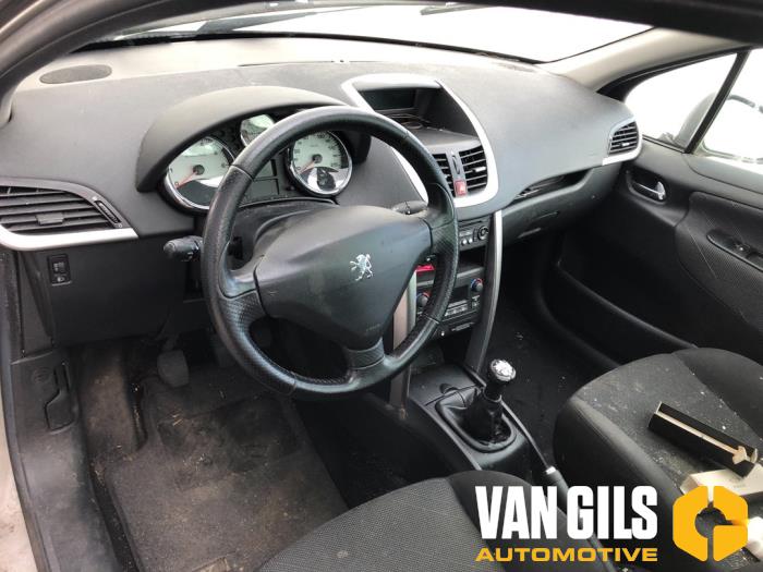 Peugeot 207 SW 1.4 16V Vti Vehículo de desguace (2008, Gris)