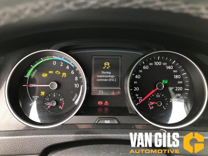 Volkswagen Golf VII 1.4 GTE 16V Samochód złomowany (2015, Czarny)