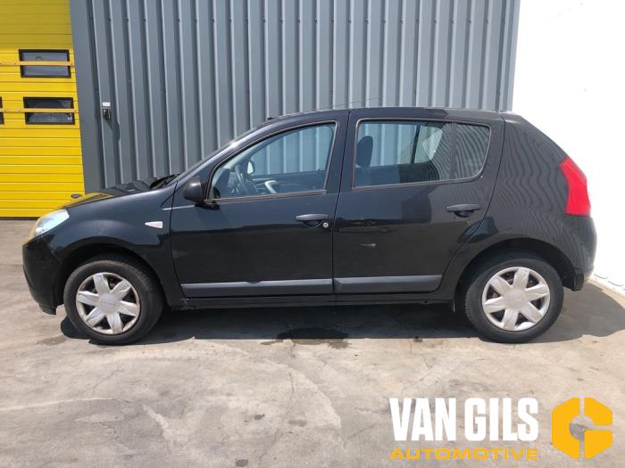Dacia Sandero I 1.2 16V Épave (2009, Noir)