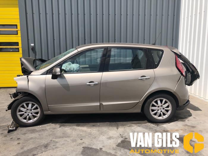 Renault Scénic III 2.0 16V CVT Épave (2010, Beige)