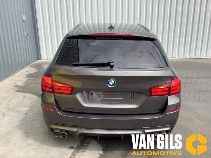 BMW 5 serie Touring 535i 24V TwinPower Turbo Schrottauto (2010, Braun)