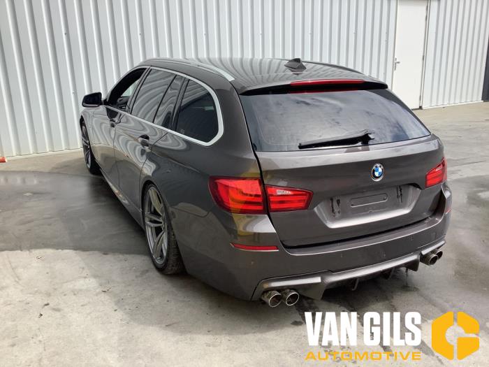 BMW 5 serie Touring 535i 24V TwinPower Turbo Schrottauto (2010, Braun)