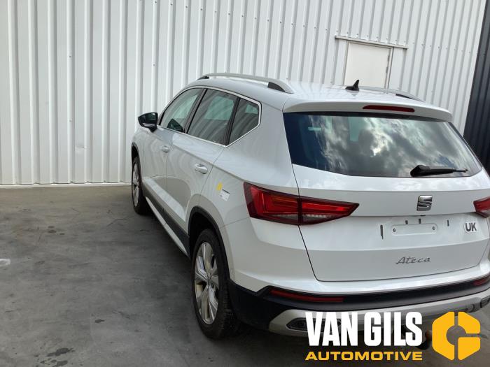 Seat Ateca 2.0 TDI SCR Épave (2022, Blanc)