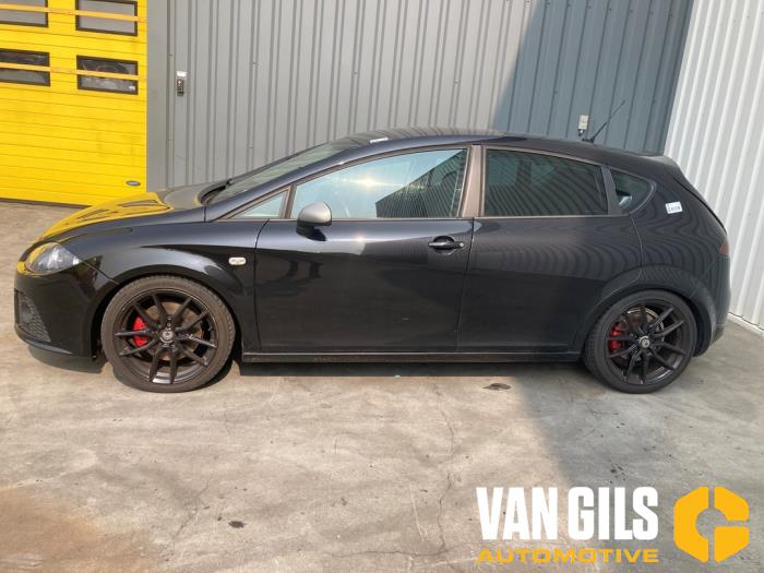 Seat Leon 2.0 TFSI FR 16V Épave (2006, Noir)