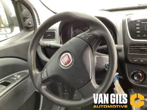 Fiat Doblo Cargo 1.3 MJ 16V DPF Euro 5 Samochód złomowany (2013, Granit)