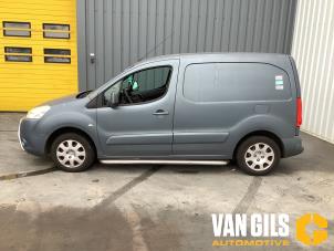 Peugeot Partner 1.6 HDI 90 Épave (2012, Granit)