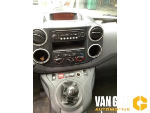Peugeot Partner 1.6 HDI 90 Épave (2012, Granit)