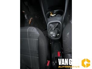 Peugeot 108 1.0 12V Épave (2016, Blanc)
