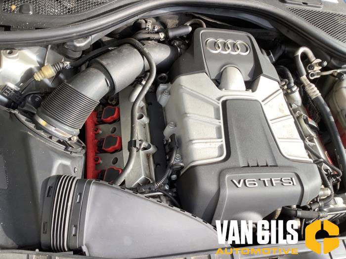 Audi A6 3.0 V6 24V TFSI Quattro Épave (2012, Métallisé, Gris, Gris argenté)