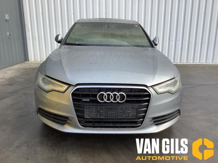 Audi A6 3.0 V6 24V TFSI Quattro Épave (2012, Métallisé, Gris, Gris argenté)