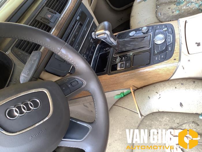 Audi A6 3.0 V6 24V TFSI Quattro Épave (2012, Métallisé, Gris, Gris argenté)