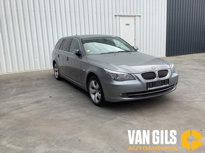 BMW 5 serie Touring 525i 24V Épave (2007, Gris)