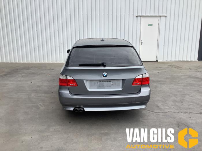 BMW 5 serie Touring 525i 24V Épave (2007, Gris)