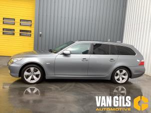 BMW 5 serie Touring 525i 24V Épave (2007, Gris)