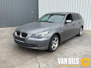 BMW 5 serie Touring 525i 24V Épave (2007, Gris)