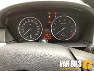 BMW 5 serie Touring 525i 24V Épave (2007, Gris)