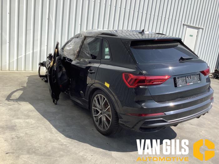 Audi Q3 1.5 35 TFSI 16V Épave (2019, Noir)