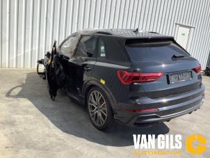 Audi Q3 1.5 35 TFSI 16V Épave (2019, Noir)