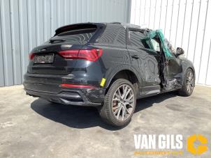 Audi Q3 1.5 35 TFSI 16V Épave (2019, Noir)