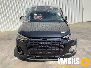 Audi Q3 1.5 35 TFSI 16V Épave (2019, Noir)