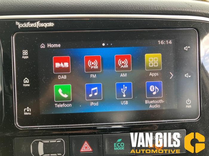 Mitsubishi Outlander 2.0 16V PHEV 4x4 Vehículo de desguace (2016, Gris)