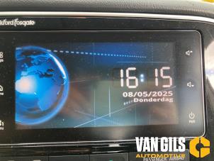 Mitsubishi Outlander 2.0 16V PHEV 4x4 Vehículo de desguace (2016, Gris)