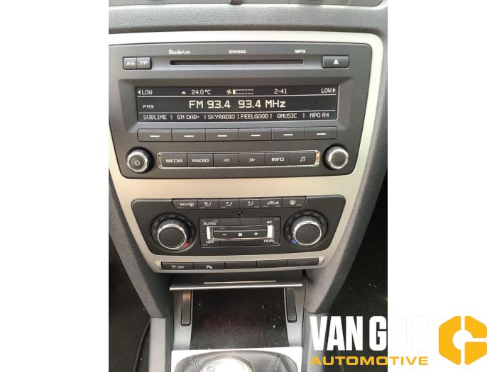 Skoda Octavia Combi 2.0 TDI PDF Vehículo de desguace (2010, Azul)
