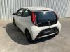 Toyota Aygo 1.0 12V VVT-i Vehículo de desguace (2021, Blanco)