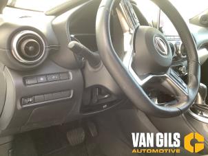 Nissan Juke 1.6 Hybrid 16V Vehículo de desguace (2023, Blanco)