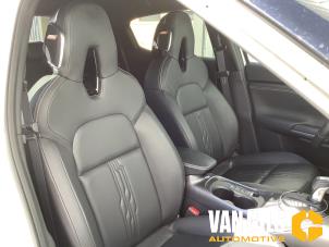 Nissan Juke 1.6 Hybrid 16V Vehículo de desguace (2023, Blanco)