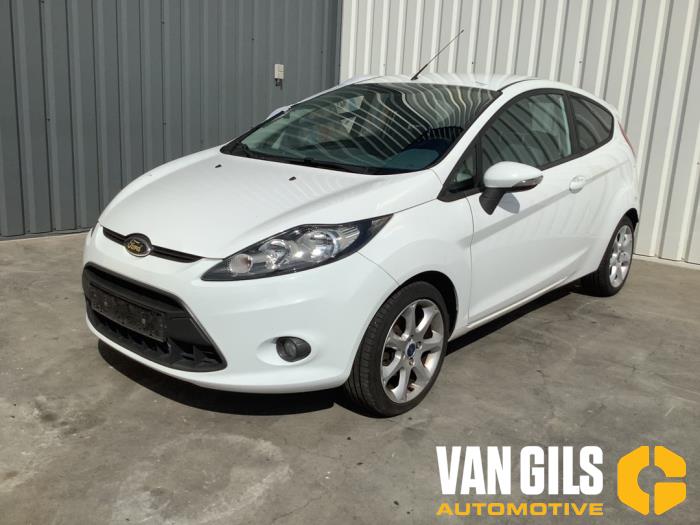 Ford Fiesta 6 1.25 16V Schrottauto (2011, Weiß)