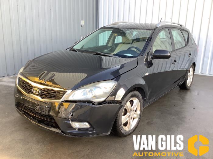 Kia Cee'd Sporty Wagon 1.4 16V Skrotfordon (2011, ZWART)