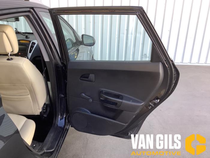 Kia Cee'd Sporty Wagon 1.4 16V Skrotfordon (2011, ZWART)