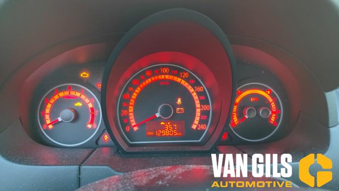 Kia Cee'd Sporty Wagon 1.4 16V Skrotfordon (2011, ZWART)