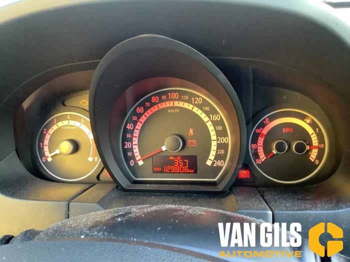 Kia Cee'd Sporty Wagon 1.4 16V Skrotfordon (2011, ZWART)