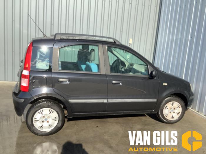 Fiat Panda 1.2 Fire Skadat fordon (2004, ZWART)