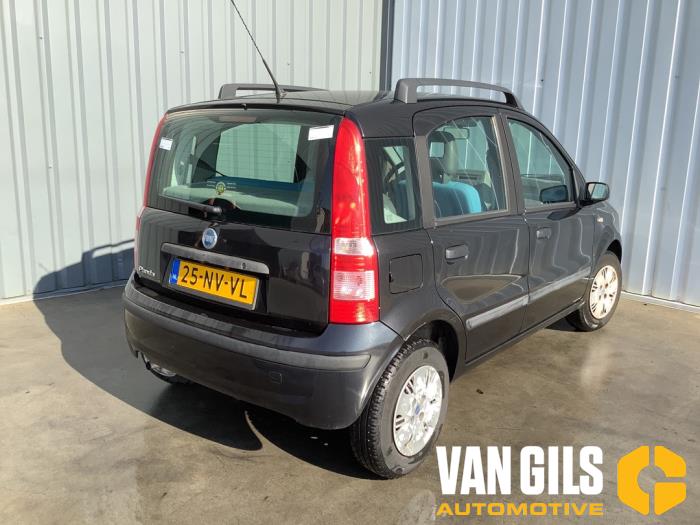Fiat Panda 1.2 Fire Skadat fordon (2004, ZWART)