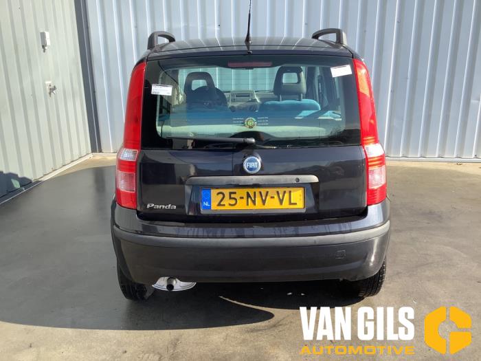 Fiat Panda 1.2 Fire Skadat fordon (2004, ZWART)