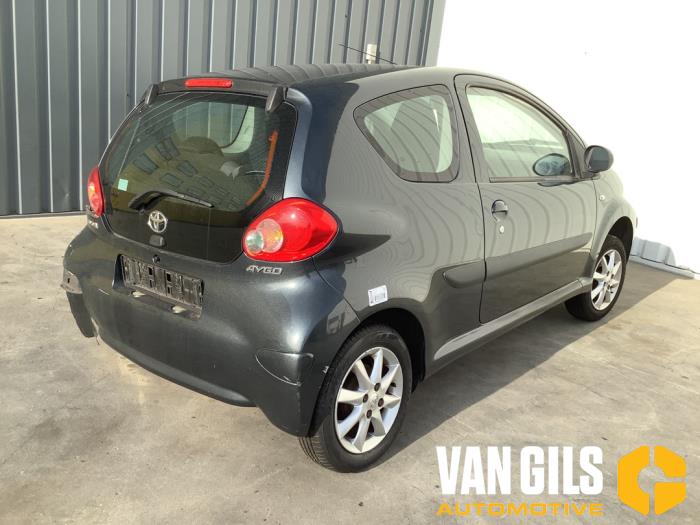 Toyota Aygo 1.0 12V VVT-i Salvage vehicle (2007, Gray)