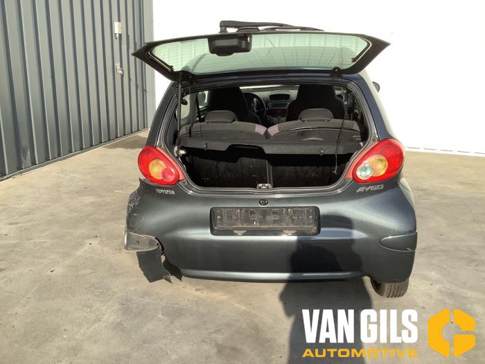 Toyota Aygo 1.0 12V VVT-i Salvage vehicle (2007, Gray)