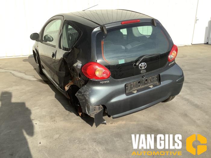 Toyota Aygo 1.0 12V VVT-i Salvage vehicle (2007, Gray)